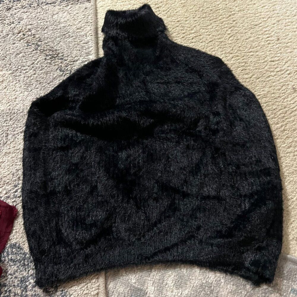 Scandal Italy OS black sweater top‎